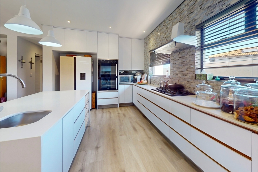 4 Bedroom Property for Sale in Langebaan Country Estate Western Cape